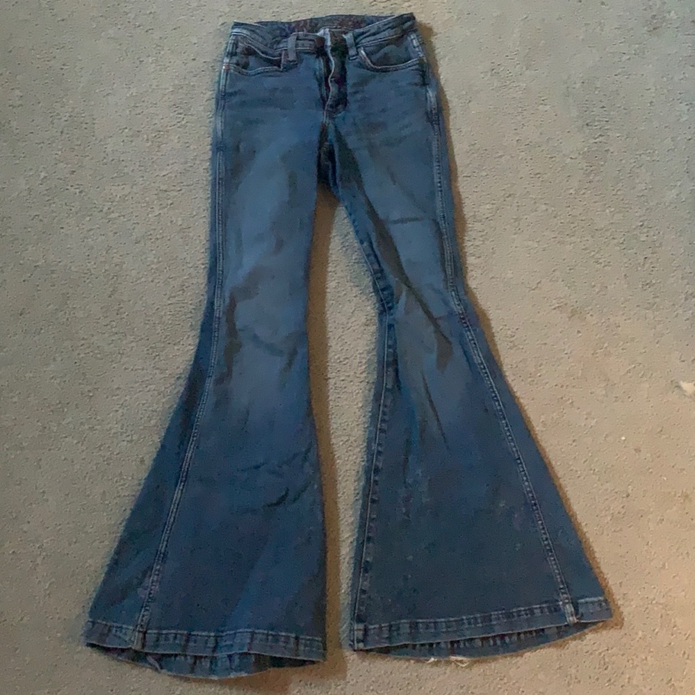 Women’s wrangler high rise flare jeans